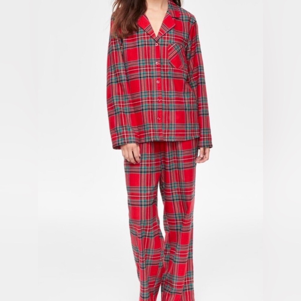 Holiday Lane Brinkley plaid pajamas sz M